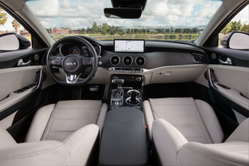 2022-Kia-Stinger-38.jpg