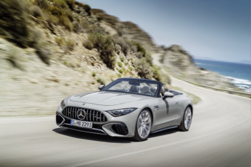 2022-Mercedes-AMG-SL-13.jpg