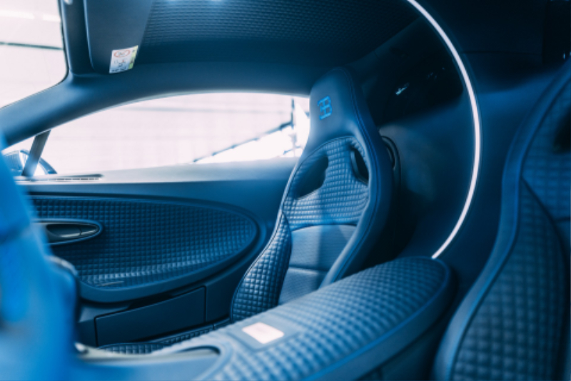 Bugatti-Centodieci-Interior-16.jpg