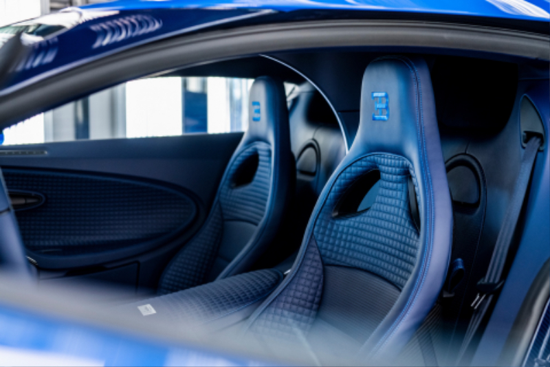 2022-Bugatti-Centodieci-9.jpg
