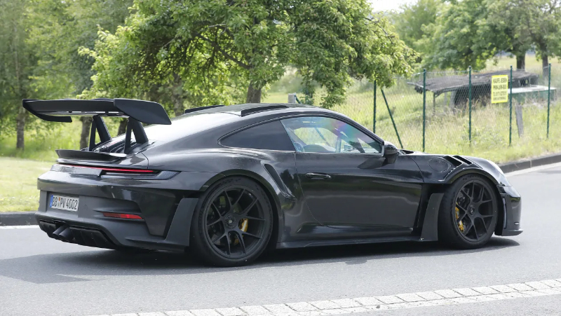 Porsche-911-GT3-RS-007_hovwvx.jpg