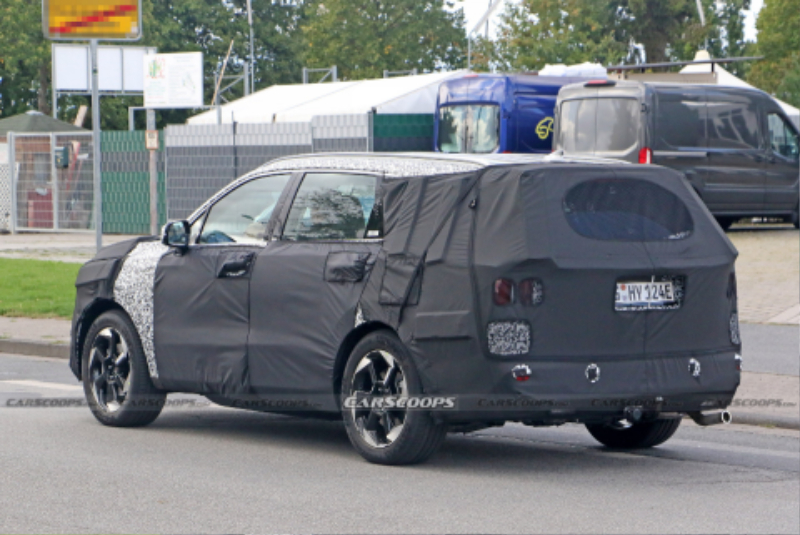 Kia-Sorento-facelift-Scoop-15.jpg