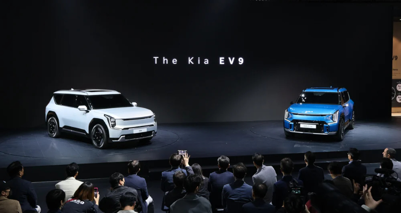 2023-Seoul-Mobility-Show-Kia-shows-off-the-EV9-1.jpg