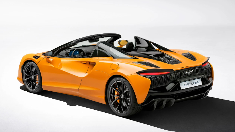 McLaren Artura Spider 2024-13.jpg