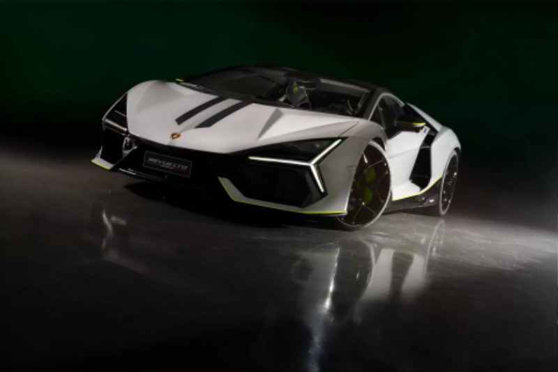 Lamborghini-Revuelto-11.jpg