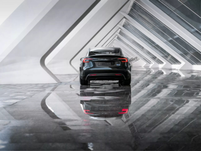 2025-Tesla-Model-3-Performance-423-906.jpg