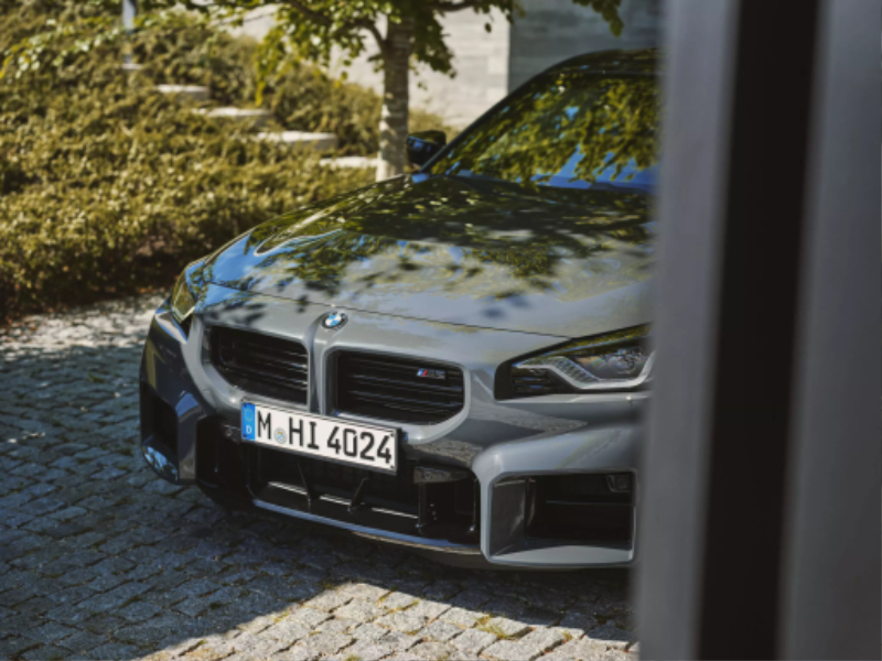 2025-BMW-M2-70B-2048x1536.jpg