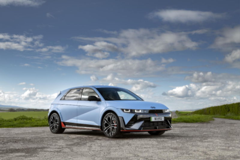 1800hyundai-uk-ioniq-5-n-performance-blue-01.jpg