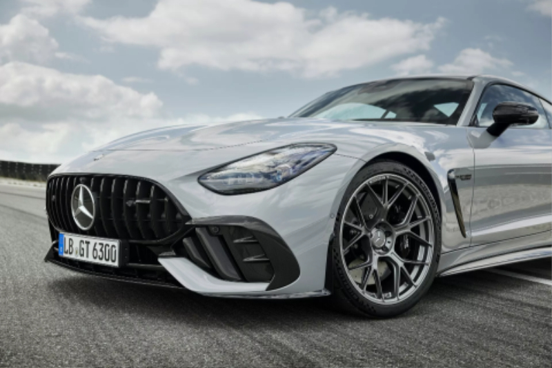 2025-Mercedes-AMG-GT-63-Pro-711-15.jpg