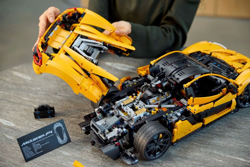 mclaren-p1-lego-technic-02-66903ab12531a.jpg